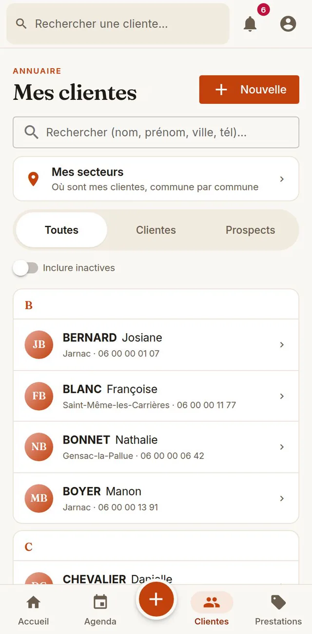 Film de l'appli : dans Mes clientes, un toucher sur Nouvelle, on tape Léa Moreau, son téléphone et son adresse à Jarnac, puis Créer : la fiche de Léa Moreau s'affiche.